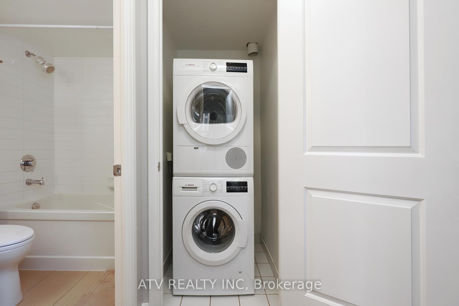 1 Michael Power Place Unit 1213 photo 22