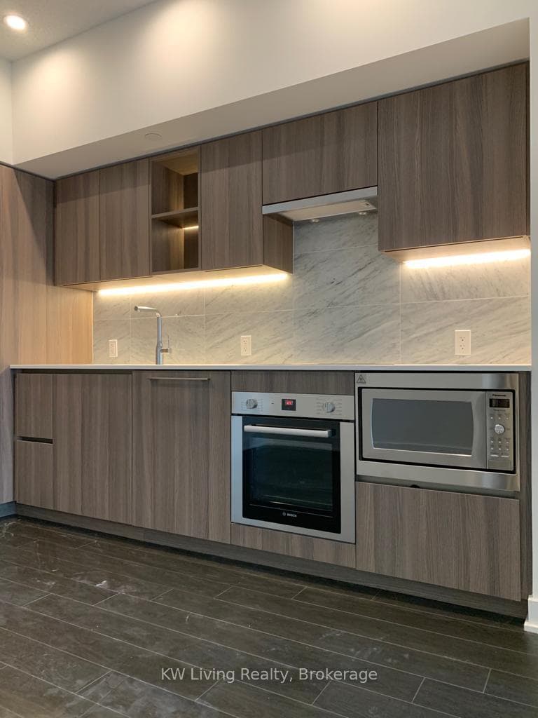 17 Bathurst Street Unit 3512 photo 11