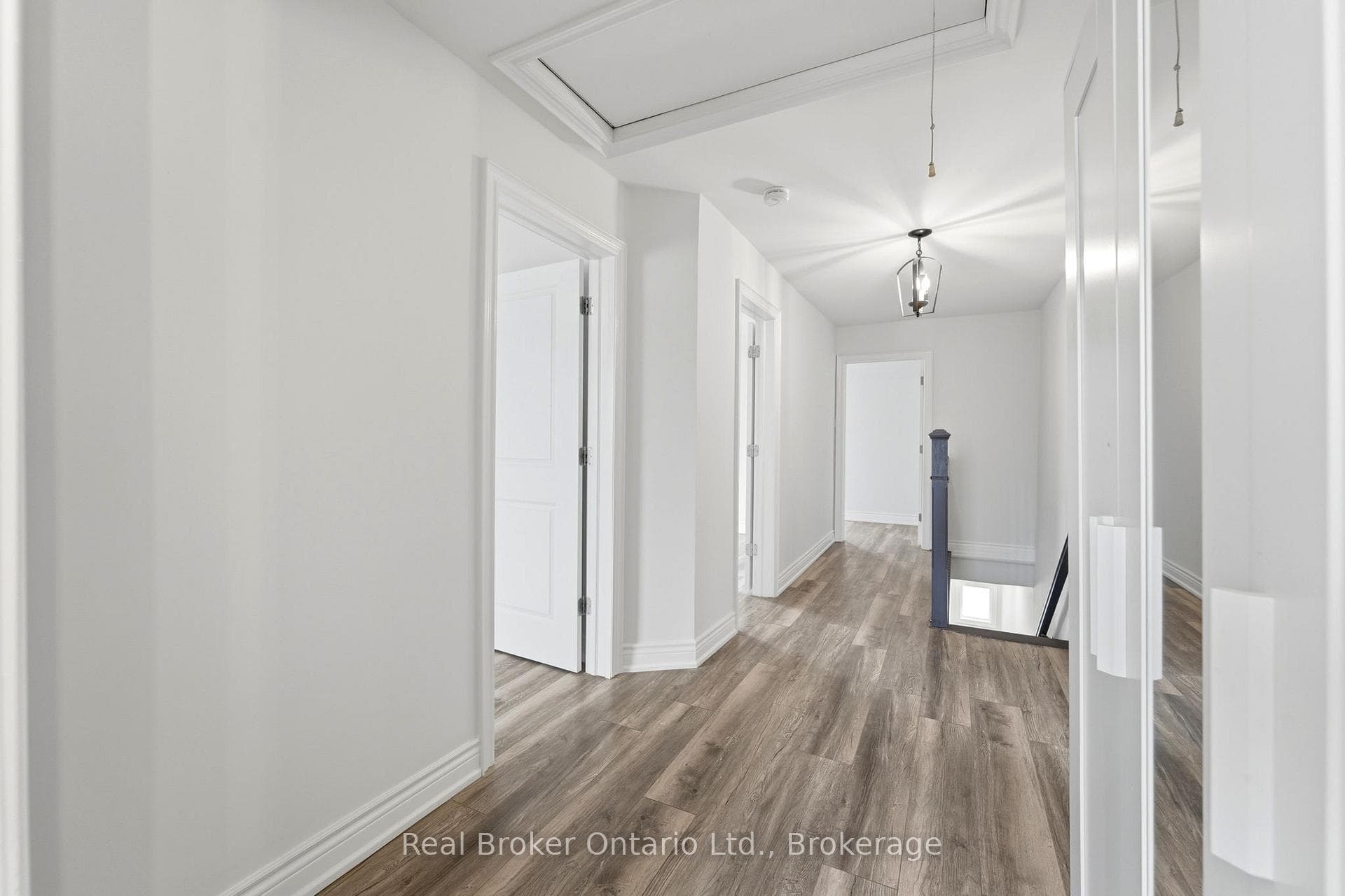 167 Rosslyn Avenue Unit Upper photo 21