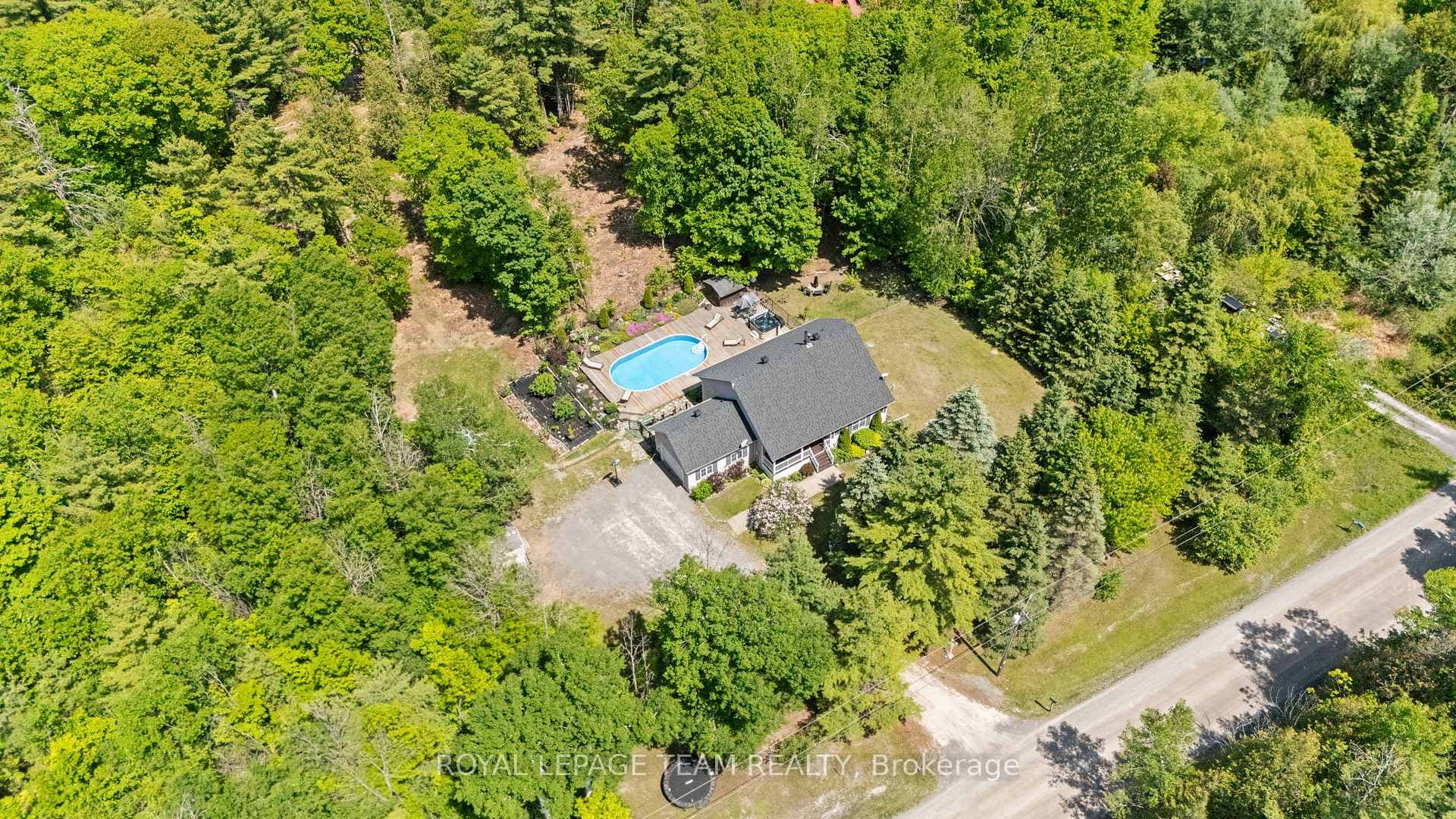 5040 Stonecrest Road photo 7