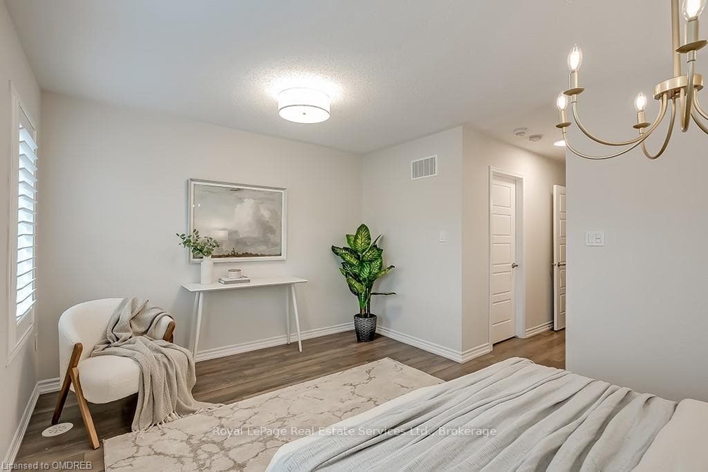 3087 MISTLETOE Gardens photo 28