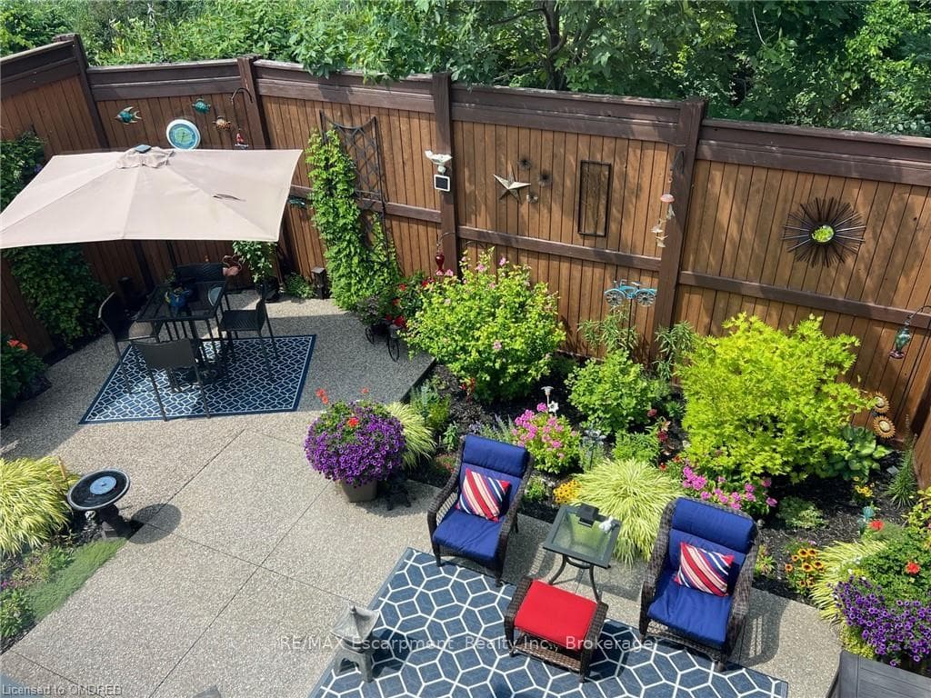 3275 STALYBRIDGE Drive Unit 20 photo 28
