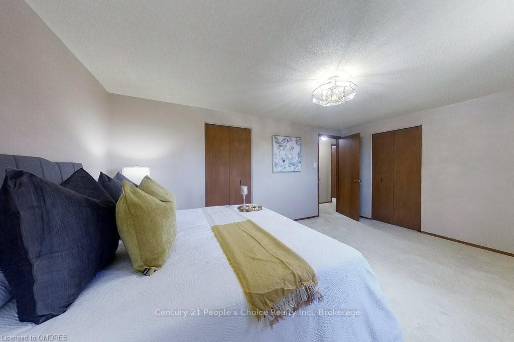 69 BISHOP Court photo 35