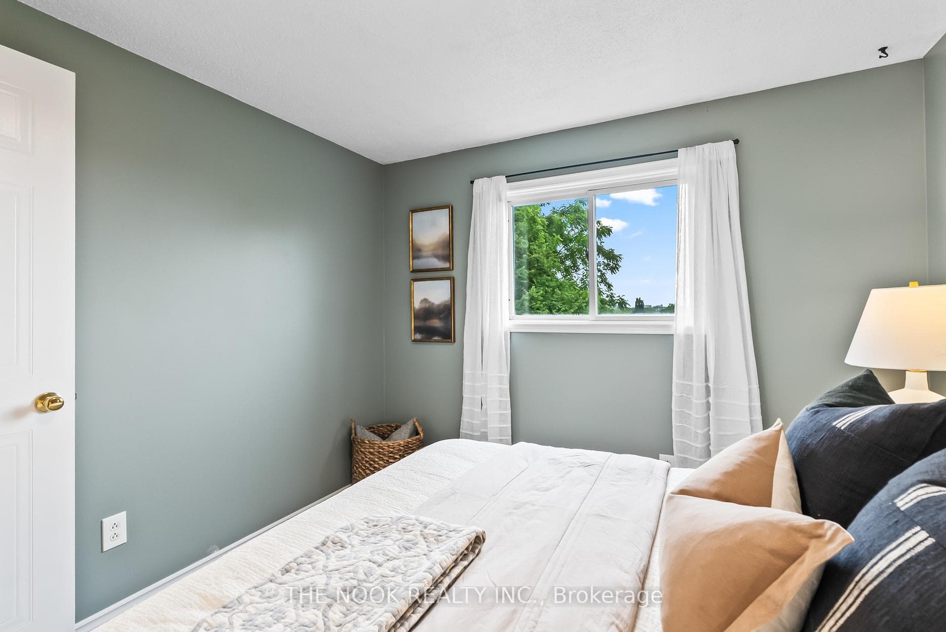 463 Cobblehill Drive photo 23