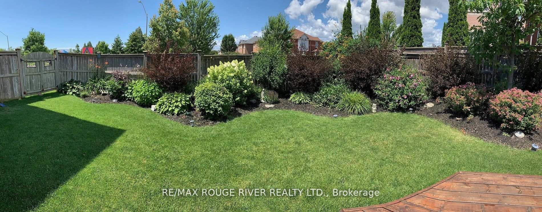 131 Rosswell Drive photo 35