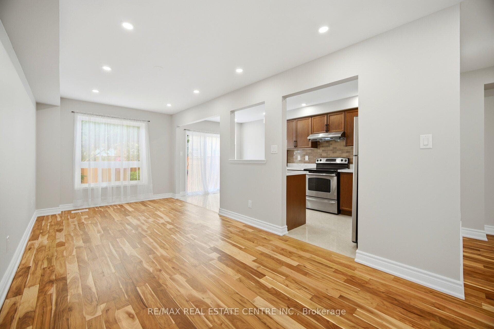31 Spicebush Terrace photo 10