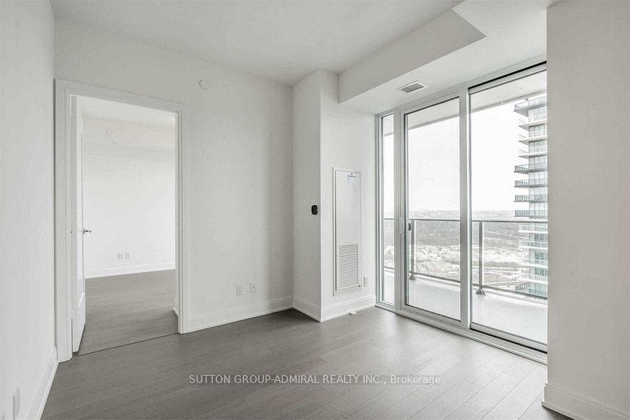 70 Annie Craig Drive Unit 2103 photo 7