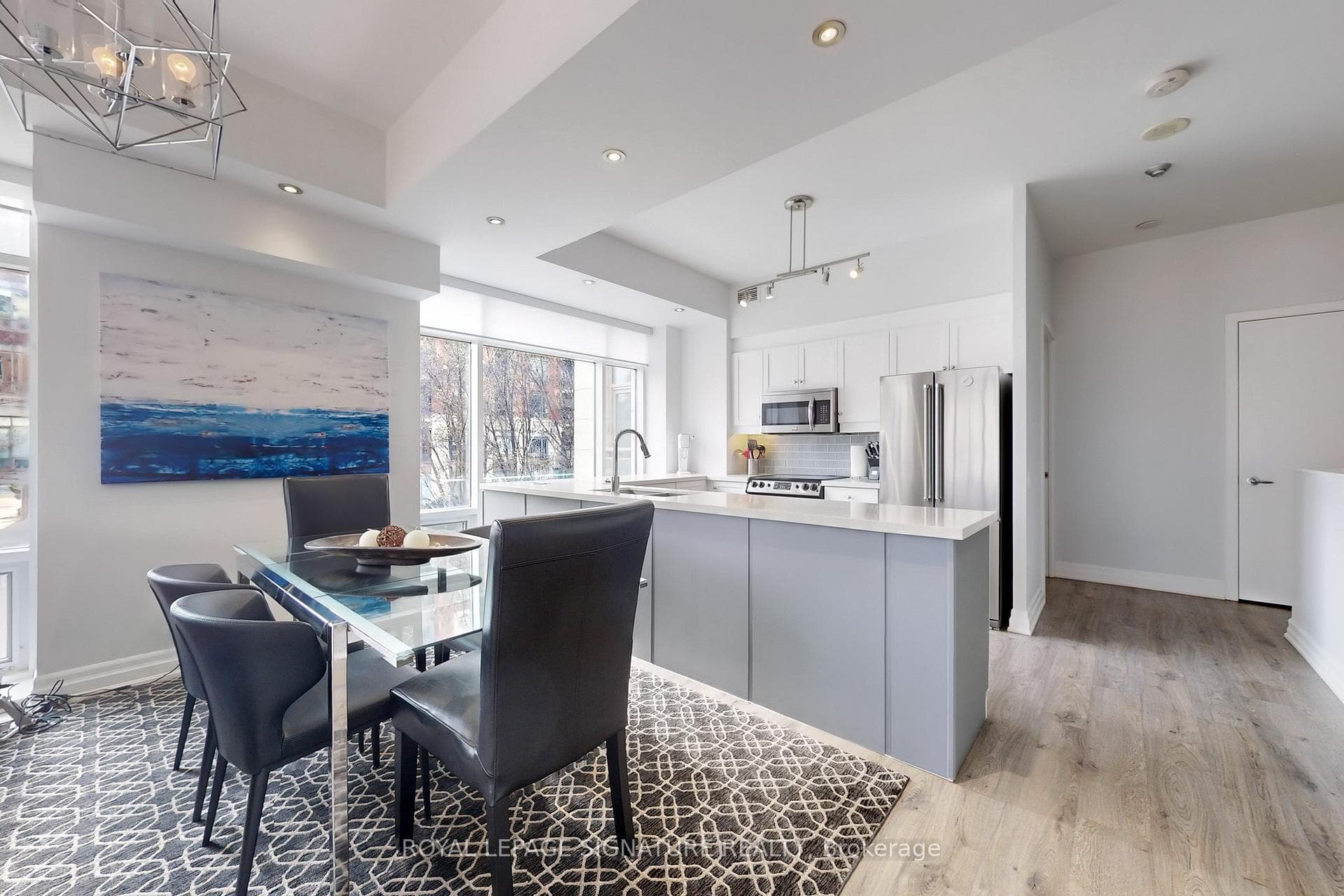 500 Queens Quay Unit 102E Upper photo 5