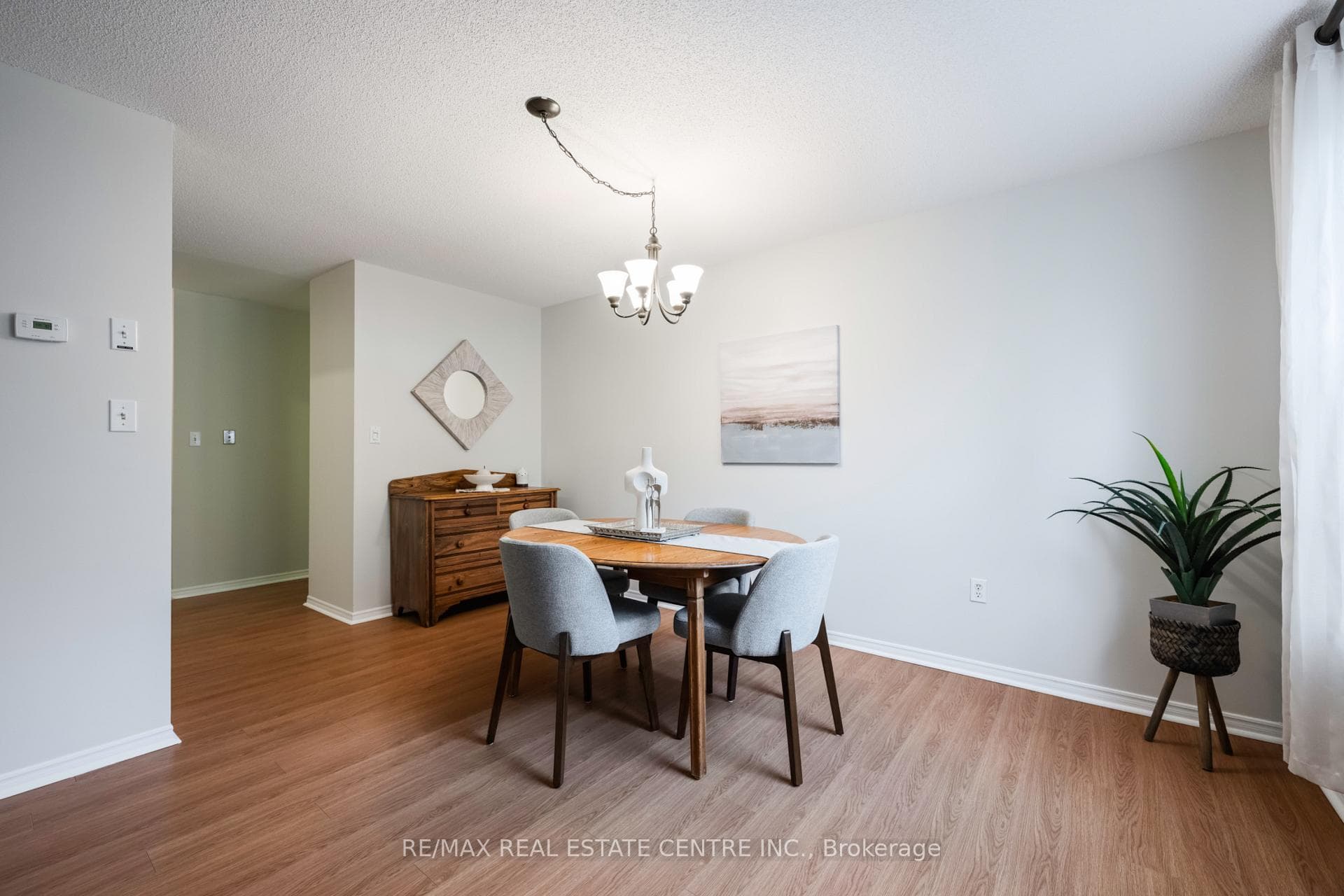 245 Queen Street Unit 101 photo 7