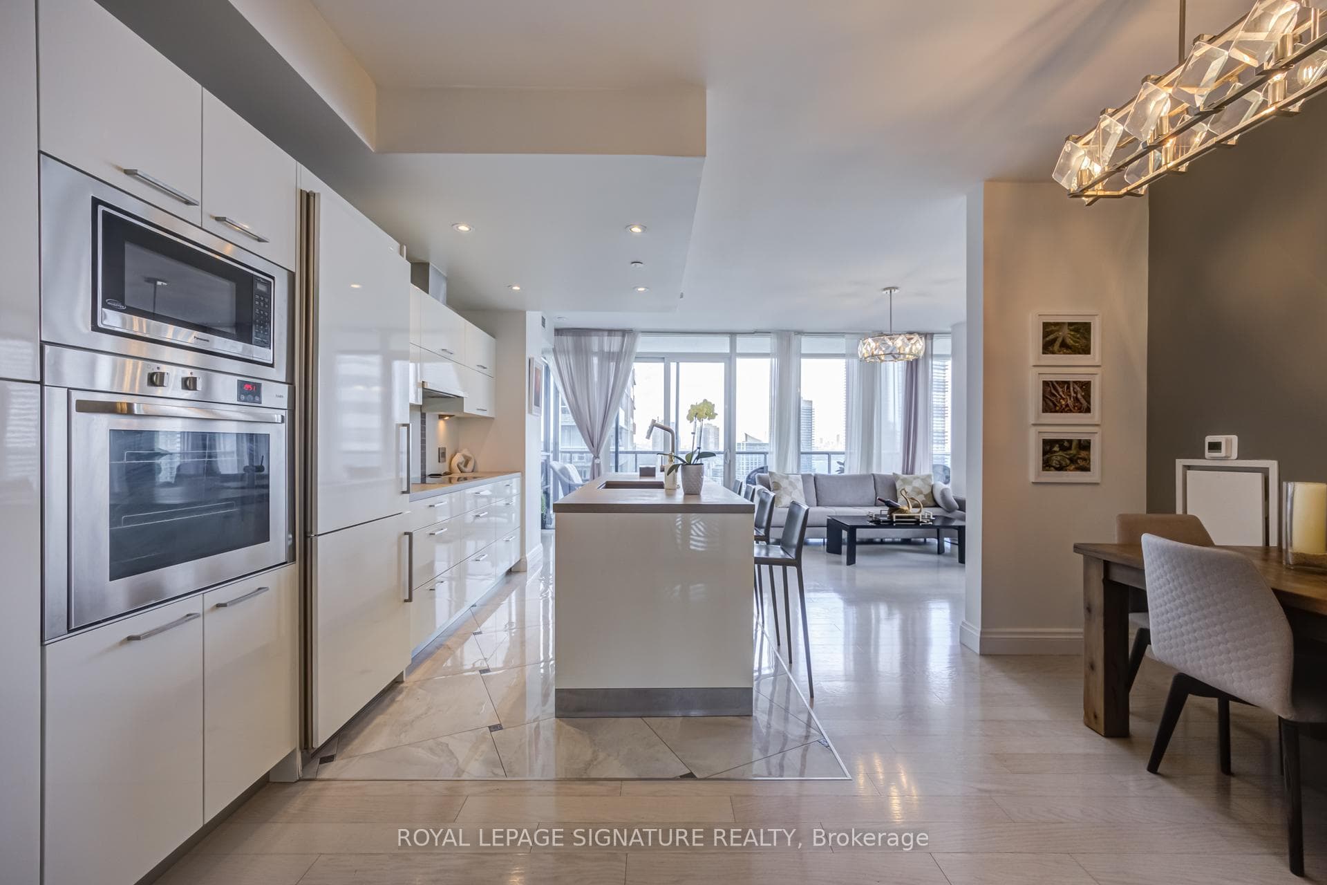 88 Park Lawn Road Unit 2808 photo 11