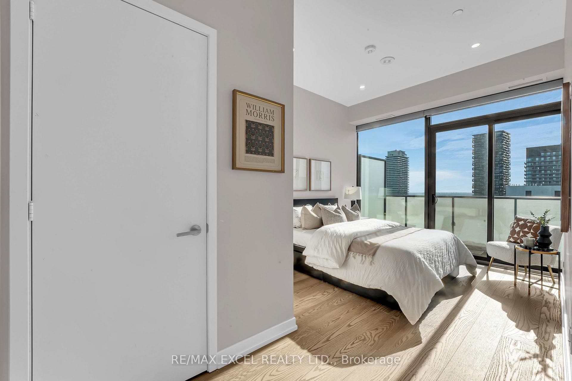 161 Roehampton Avenue Unit PH01 photo 15