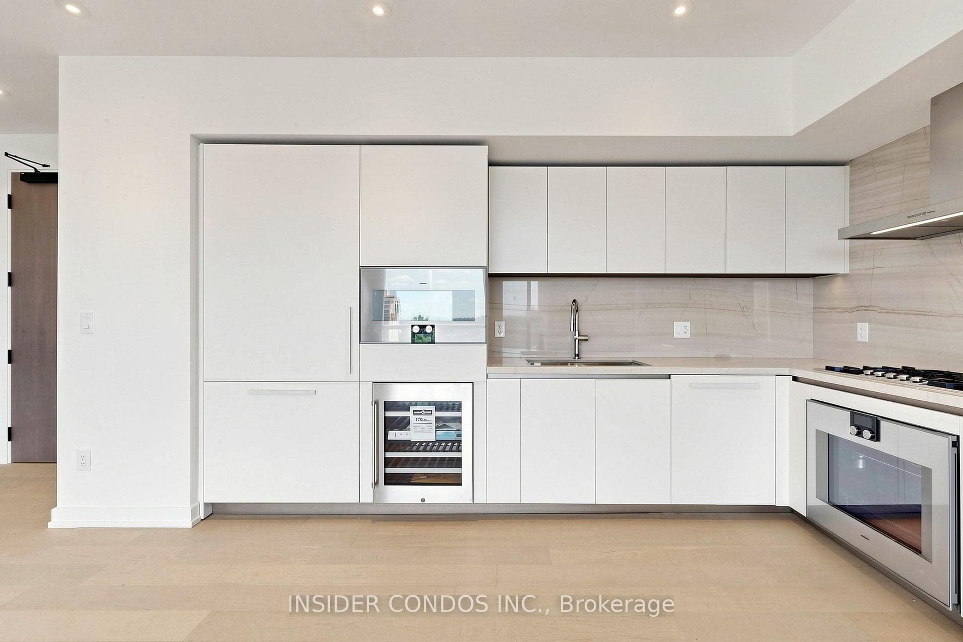 1315 Bay Street Unit 1703 photo 18