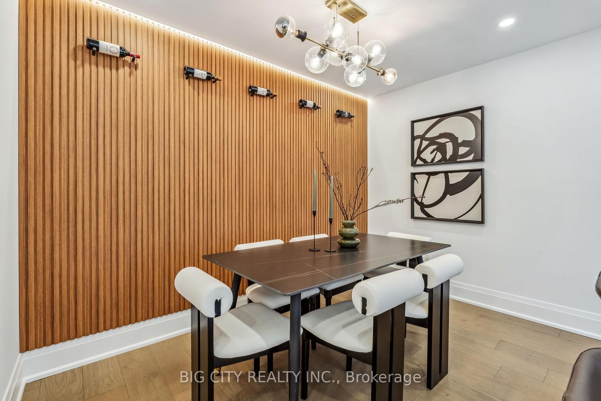17 Pynford Crescent photo 6