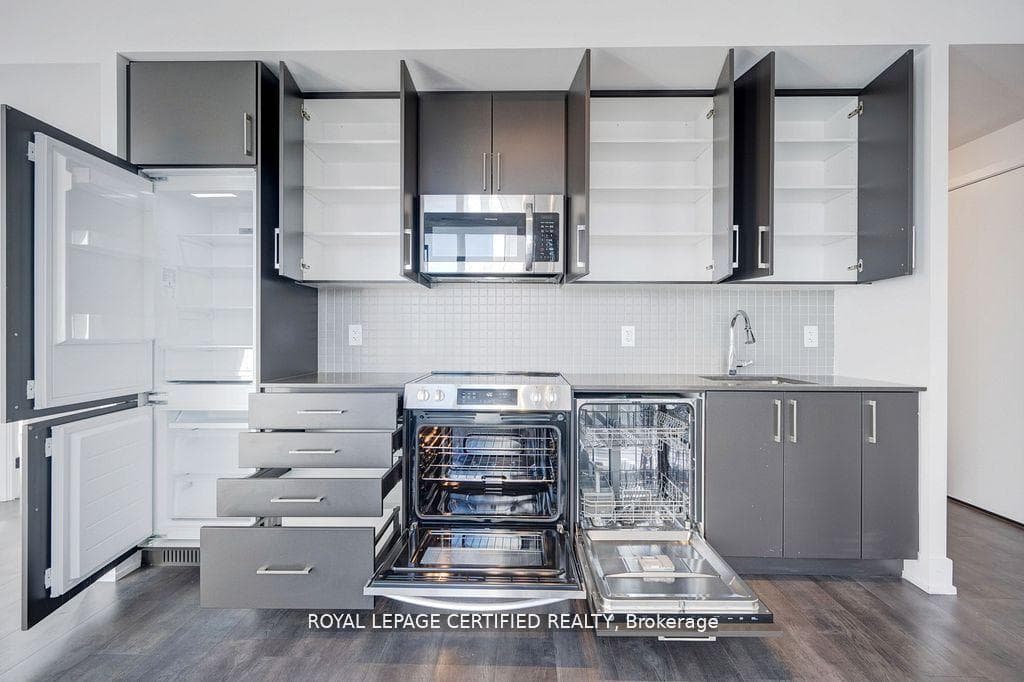 2450 Old Bronte Road Unit 432 photo 15