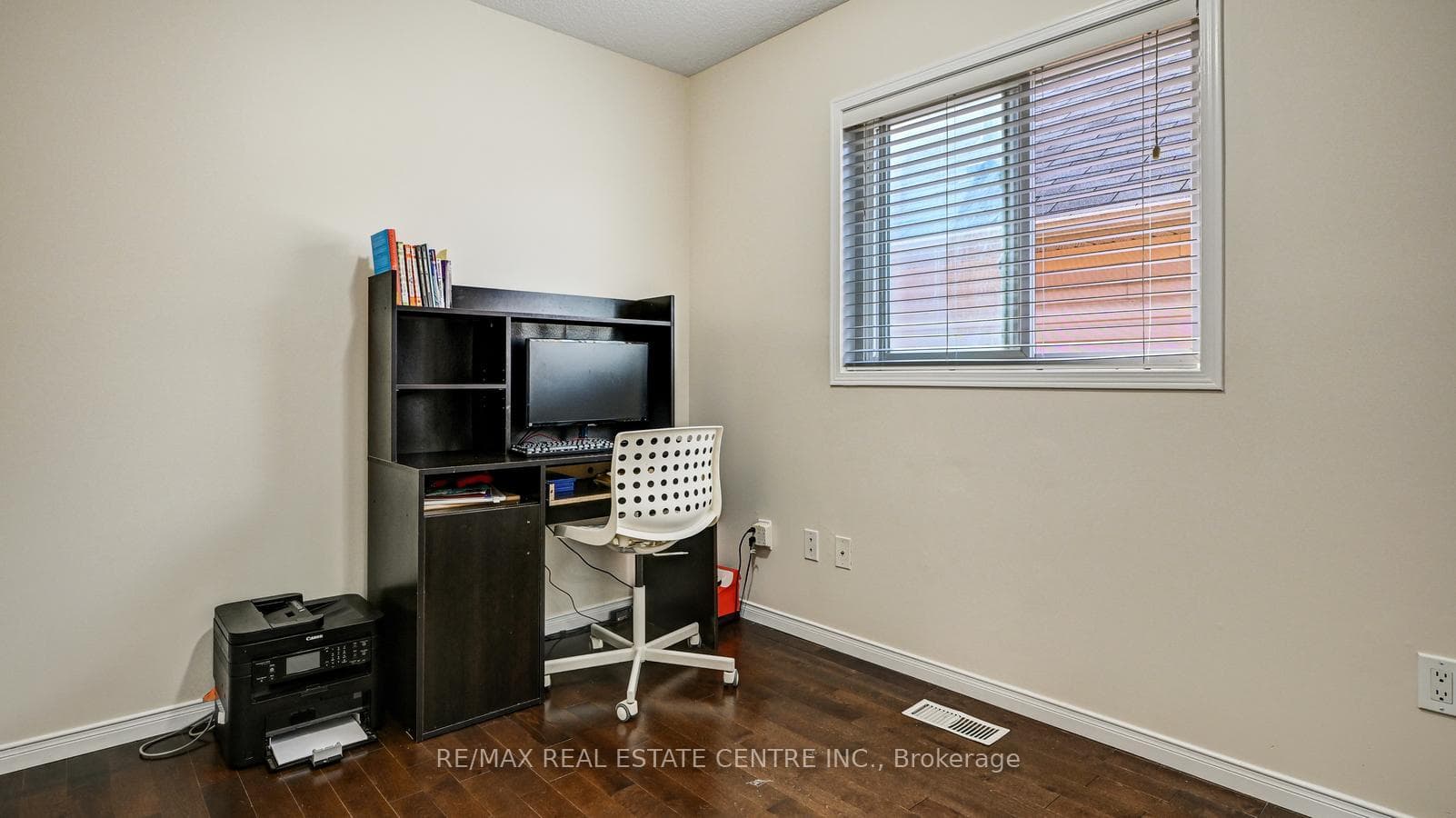 19 Yeaman Drive photo 26