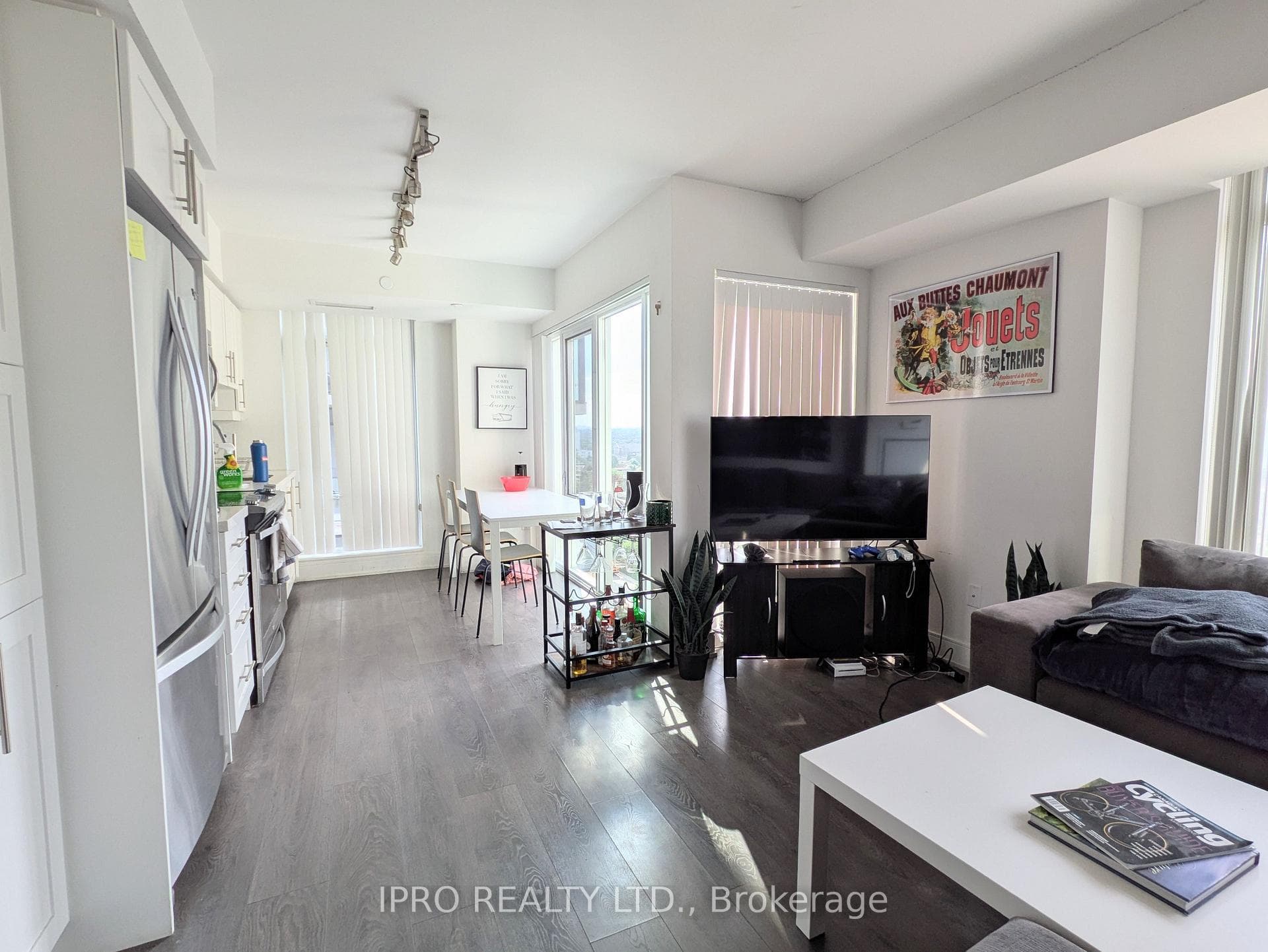 525 Adelaide Street Unit 1706 photo 5