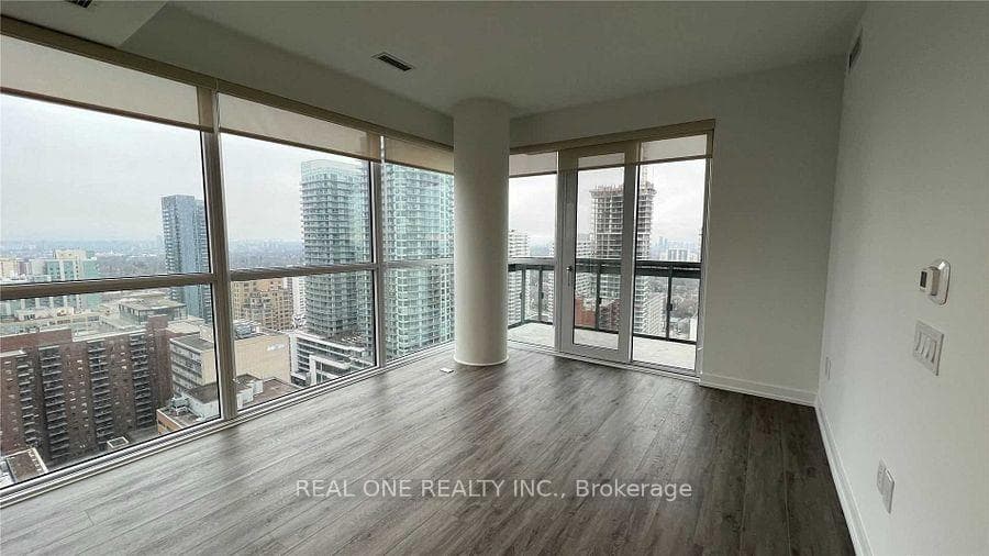 39 roehampton Avenue Unit 2203 photo 5