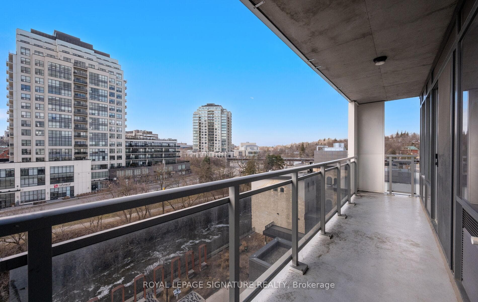 53 Arthur Street Unit 706 photo 31