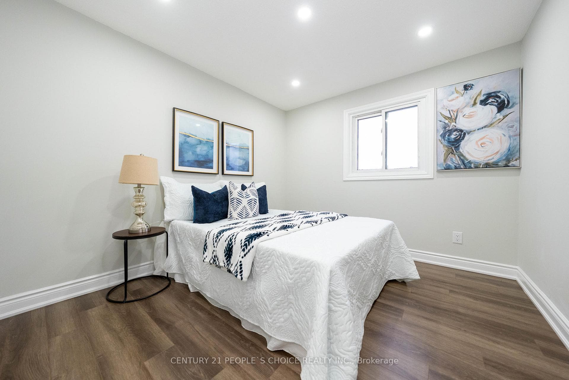 3242 Cambourne Crescent photo 25