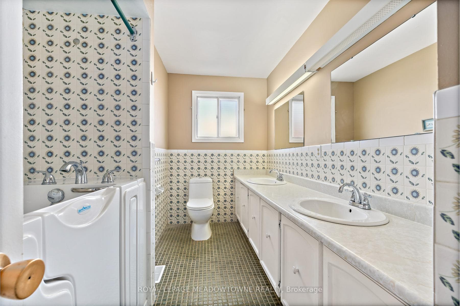 82 Mary Street photo 26