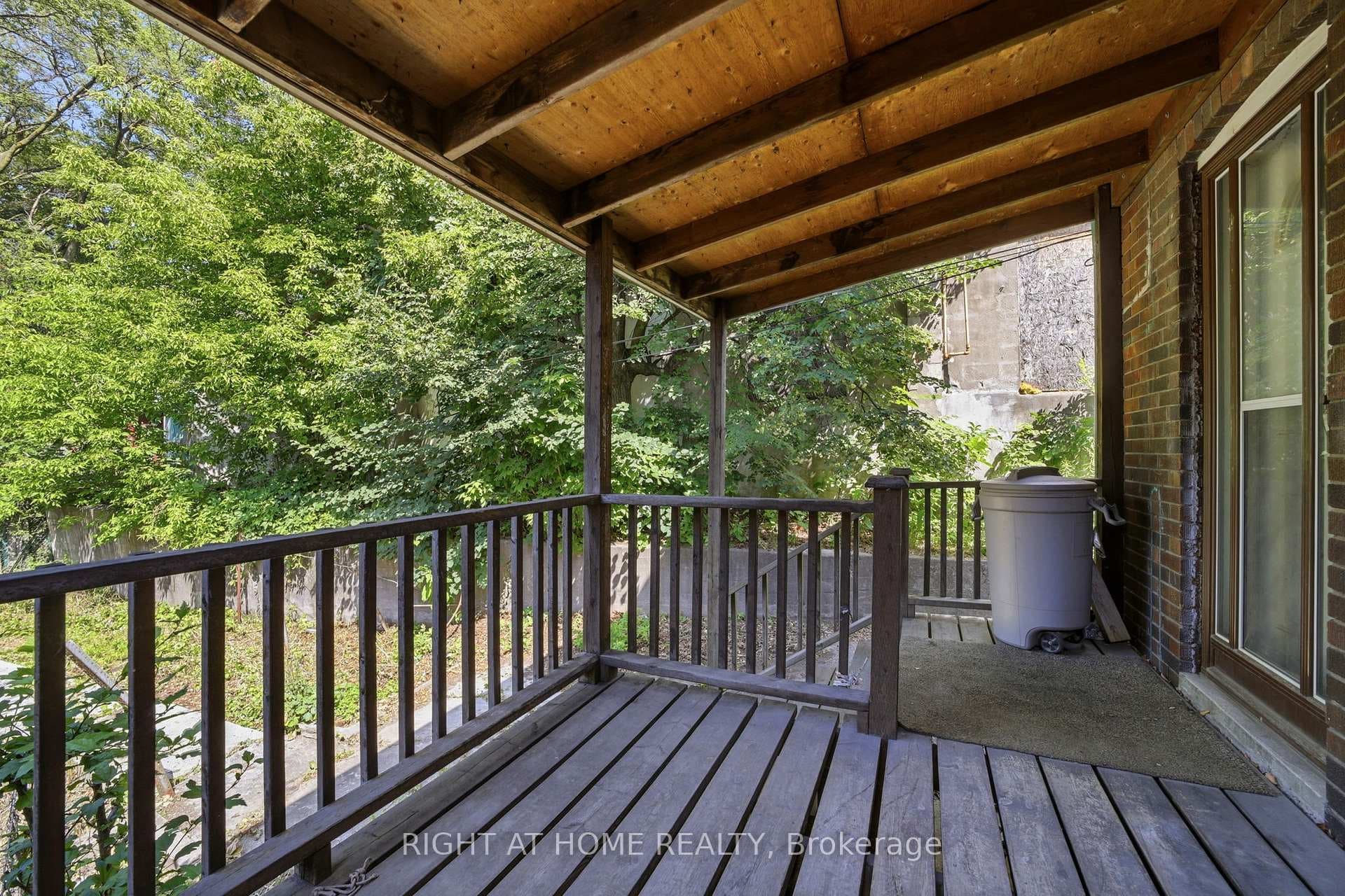 204 Highfield Road photo 5
