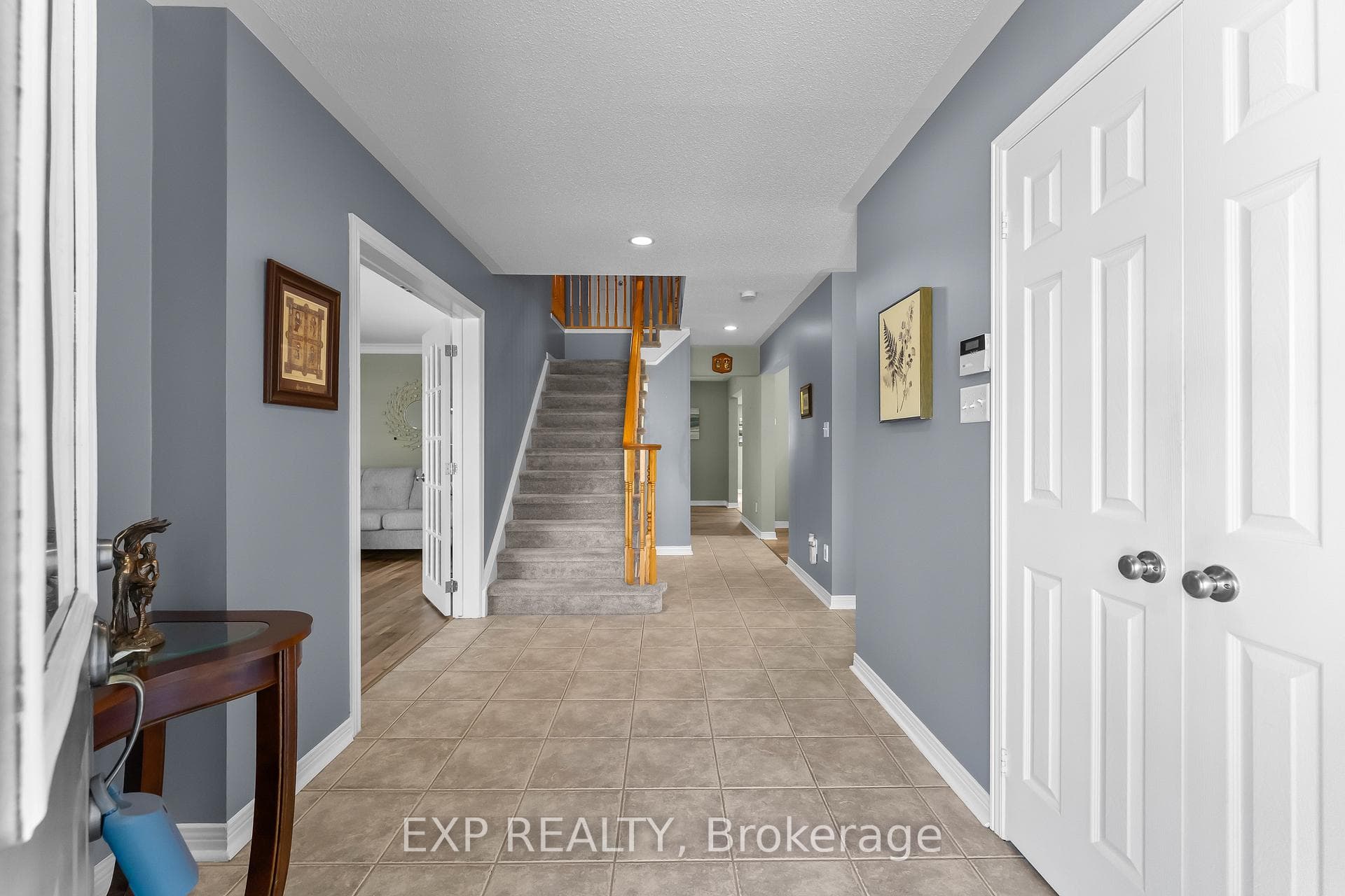 57 Goodman Crescent photo 16