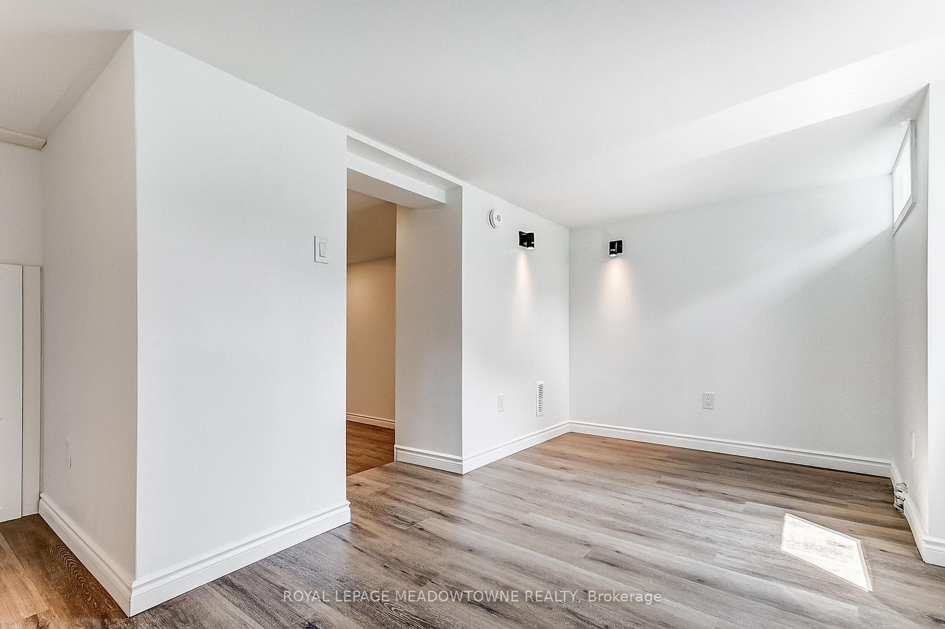 174 Gage Avenue Unit Bsmt photo 8