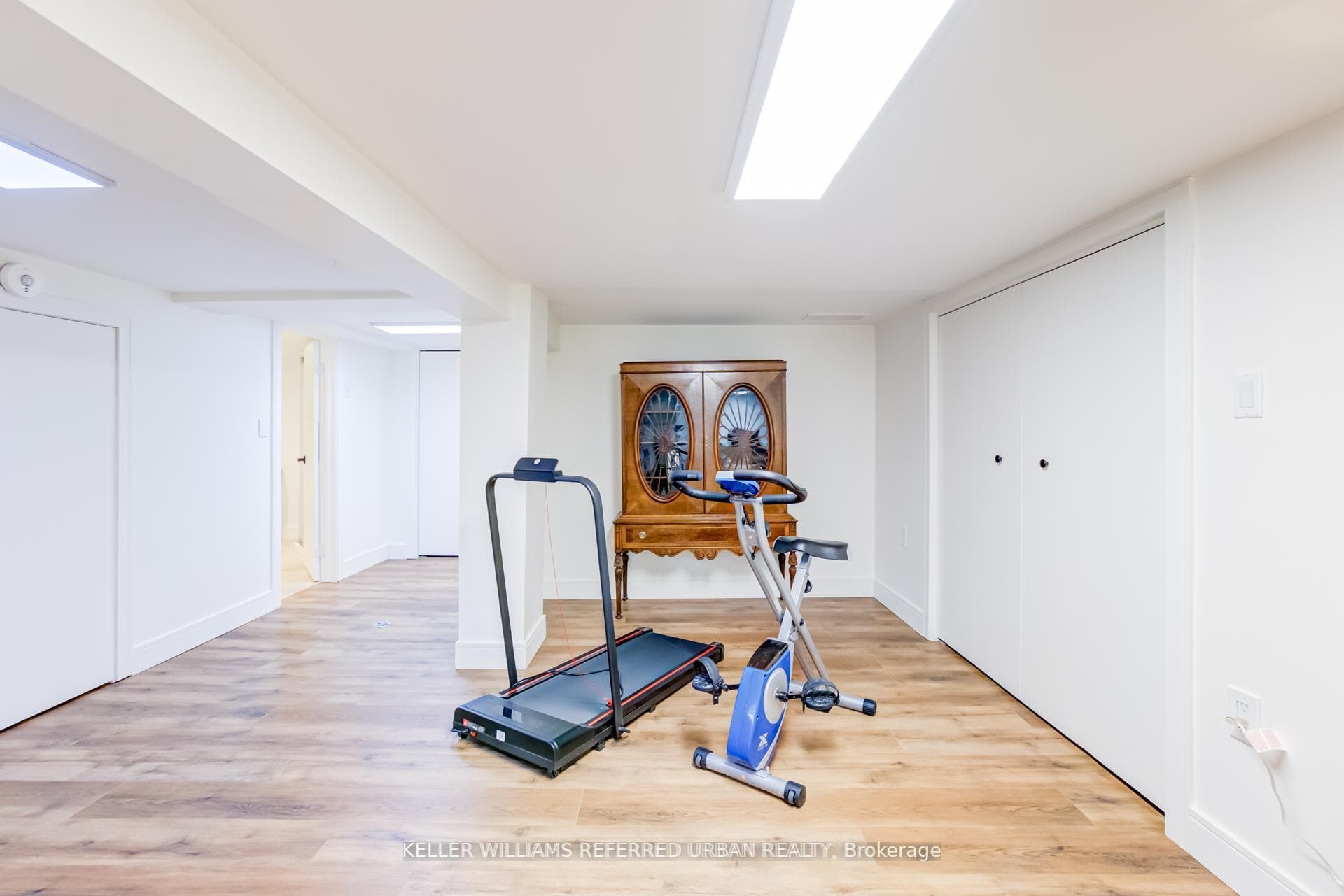 12 Wesley Avenue photo 42