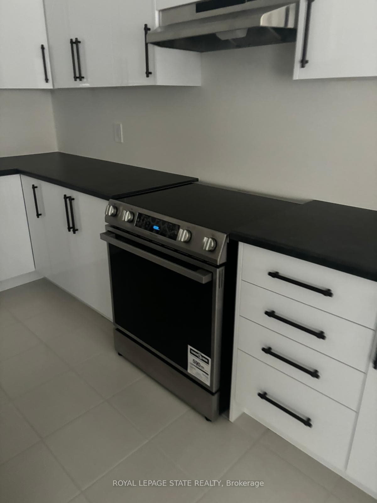 57 Hitchman Street photo 15