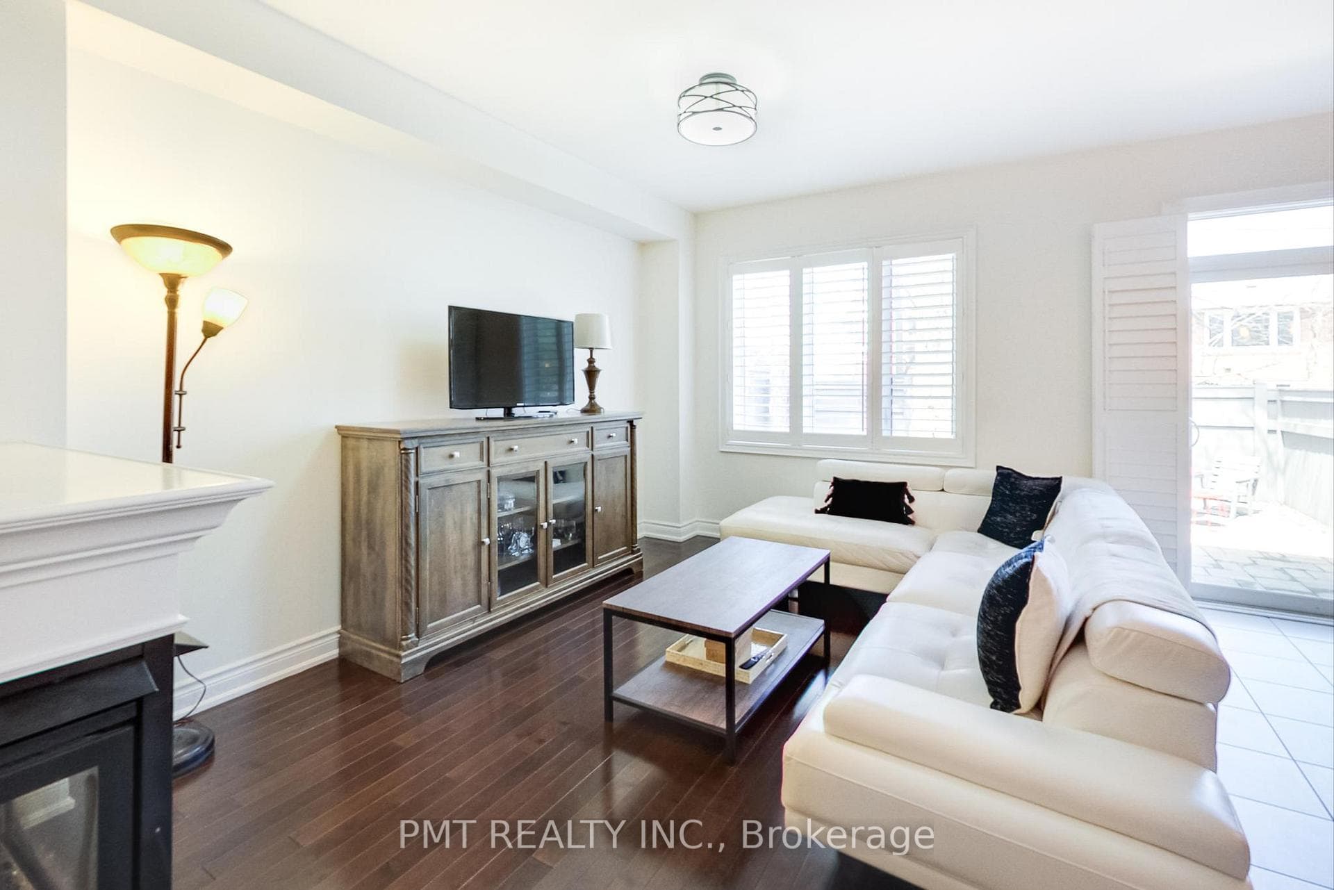 24 Goldthread Terrace photo 5