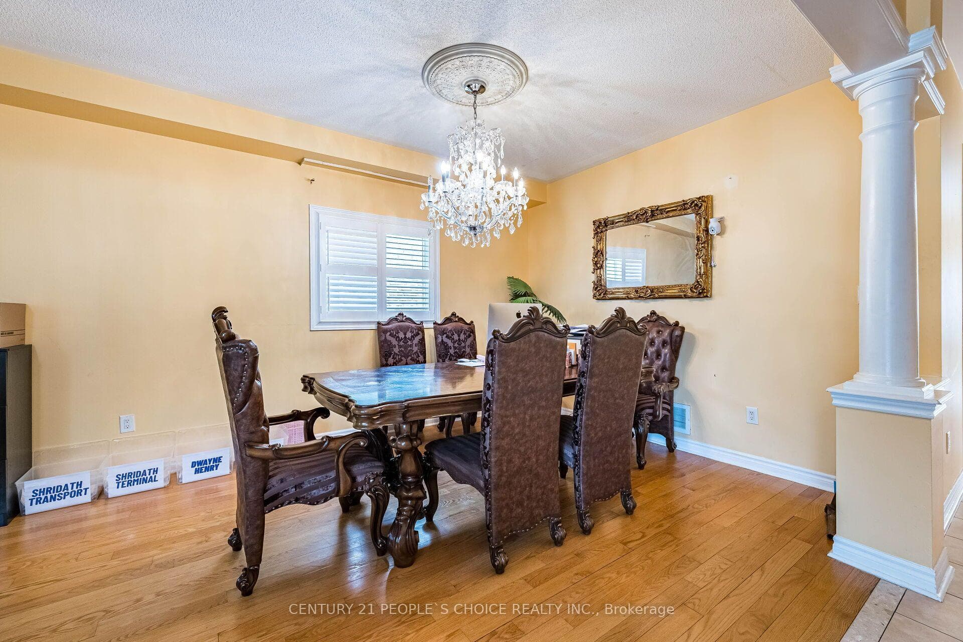 233 Vellore Avenue photo 7