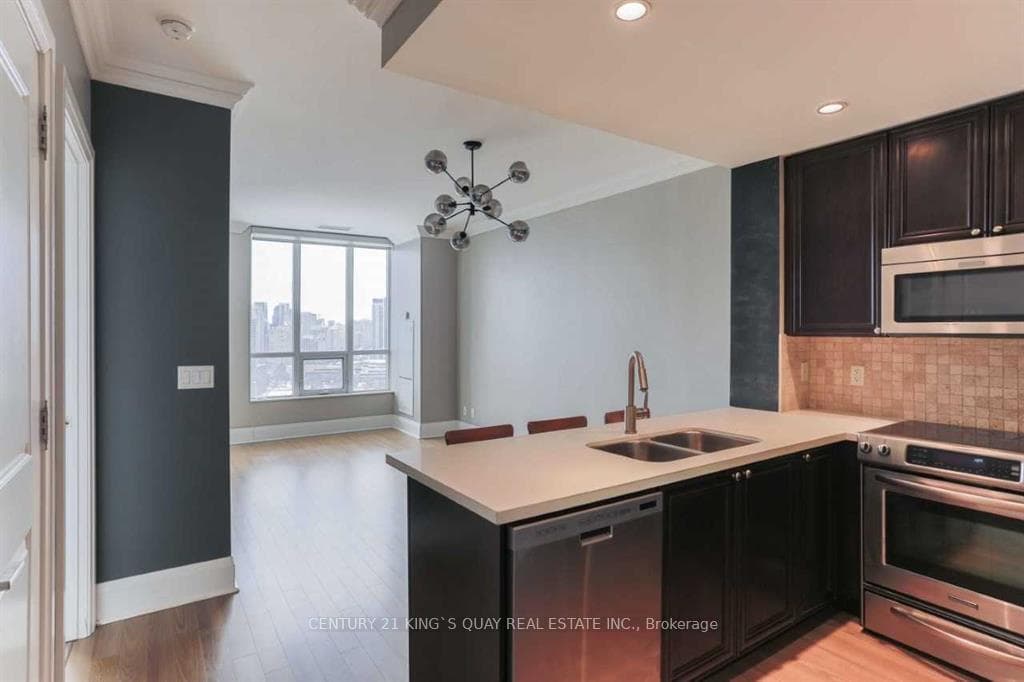 100 Harrison Garden Boulevard Unit Gph19 photo 2