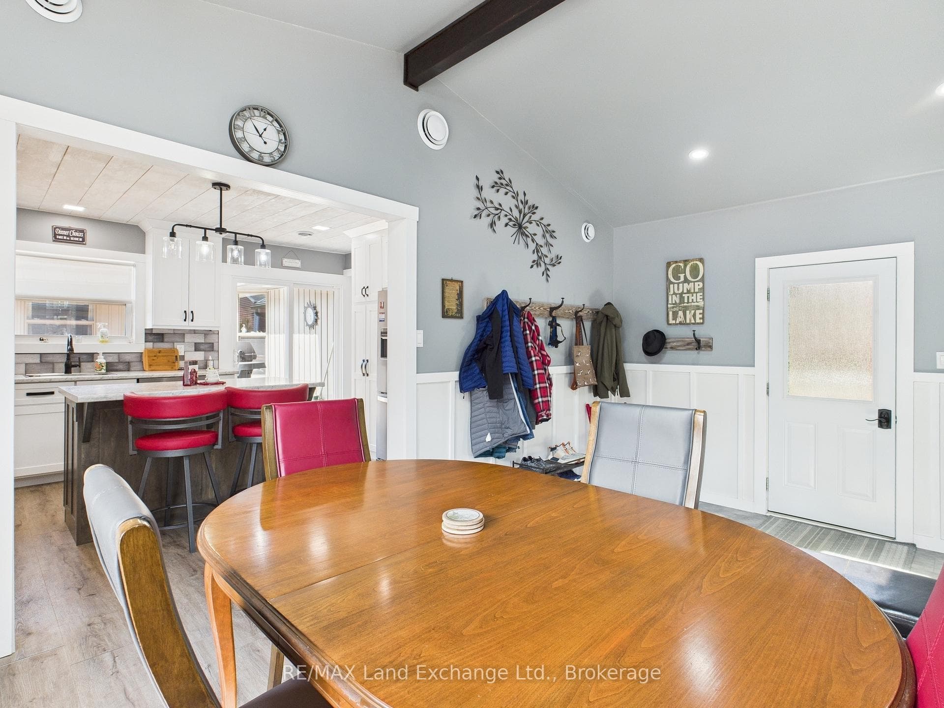 203 London Road photo 5