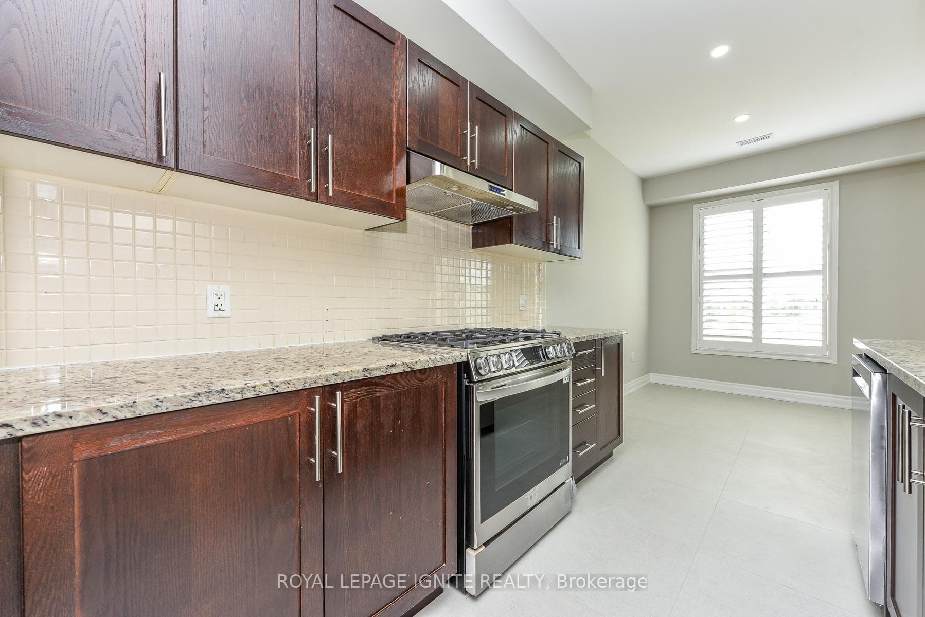 52 Harpreet Circle photo 23