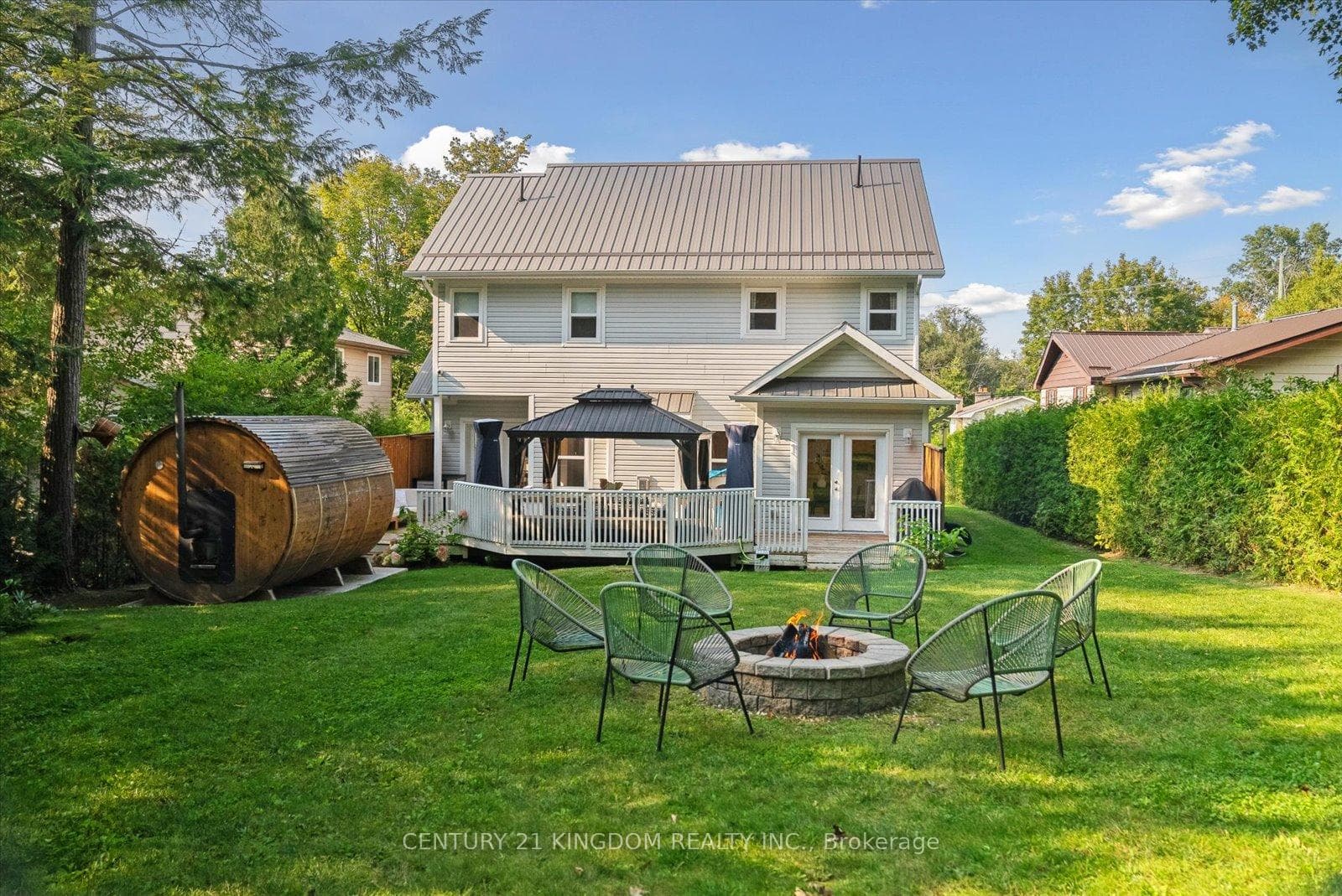 253 Glenwoods Avenue photo 30