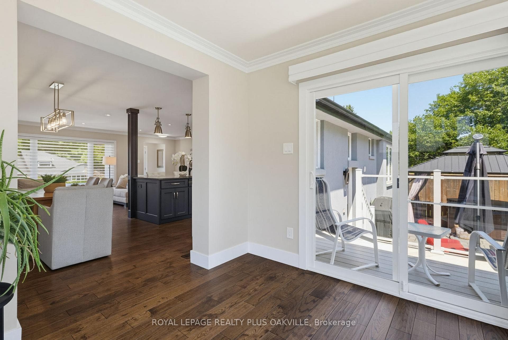 340 Clarendon Drive photo 17
