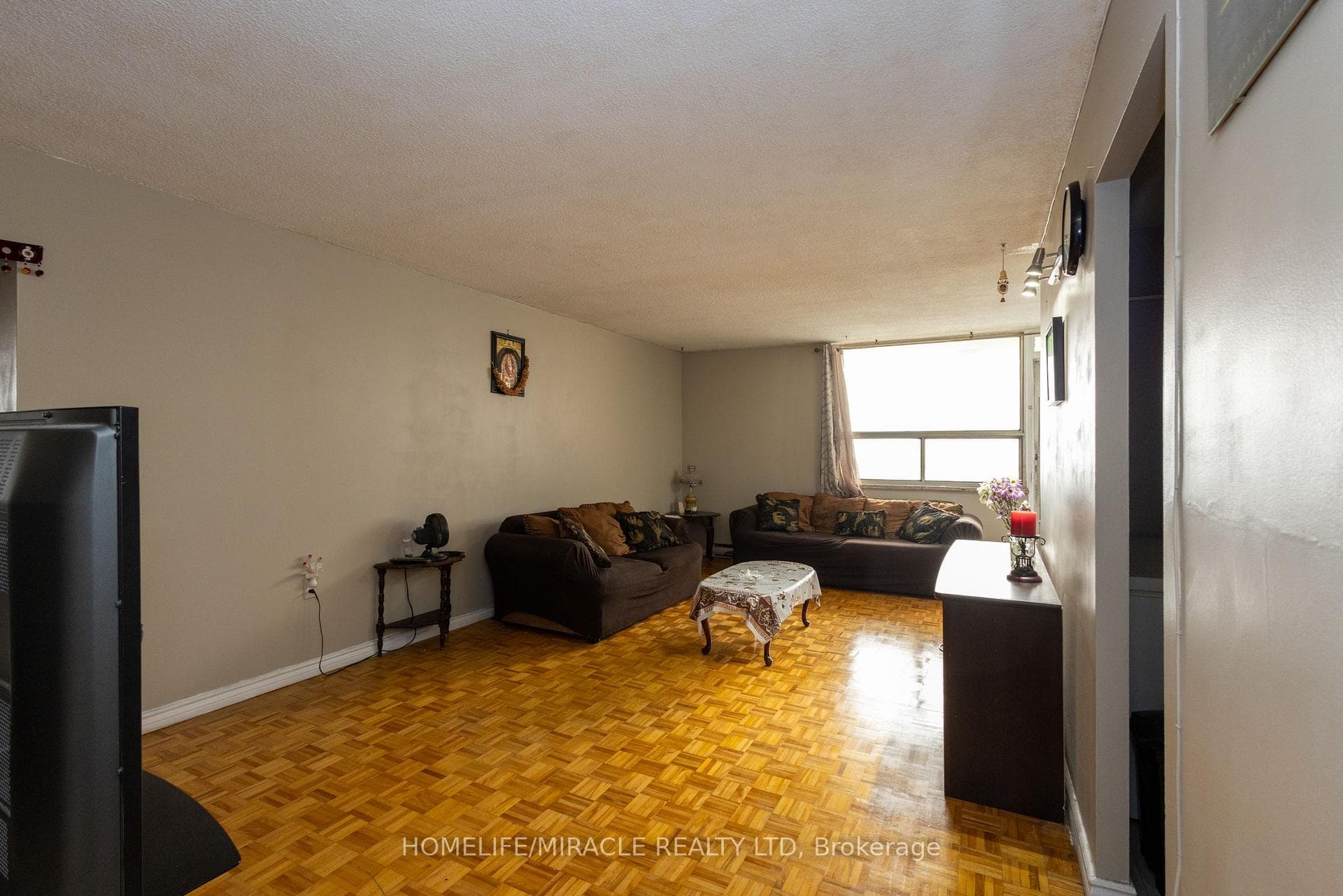 49 Silverstone Drive Unit 1007 photo 21