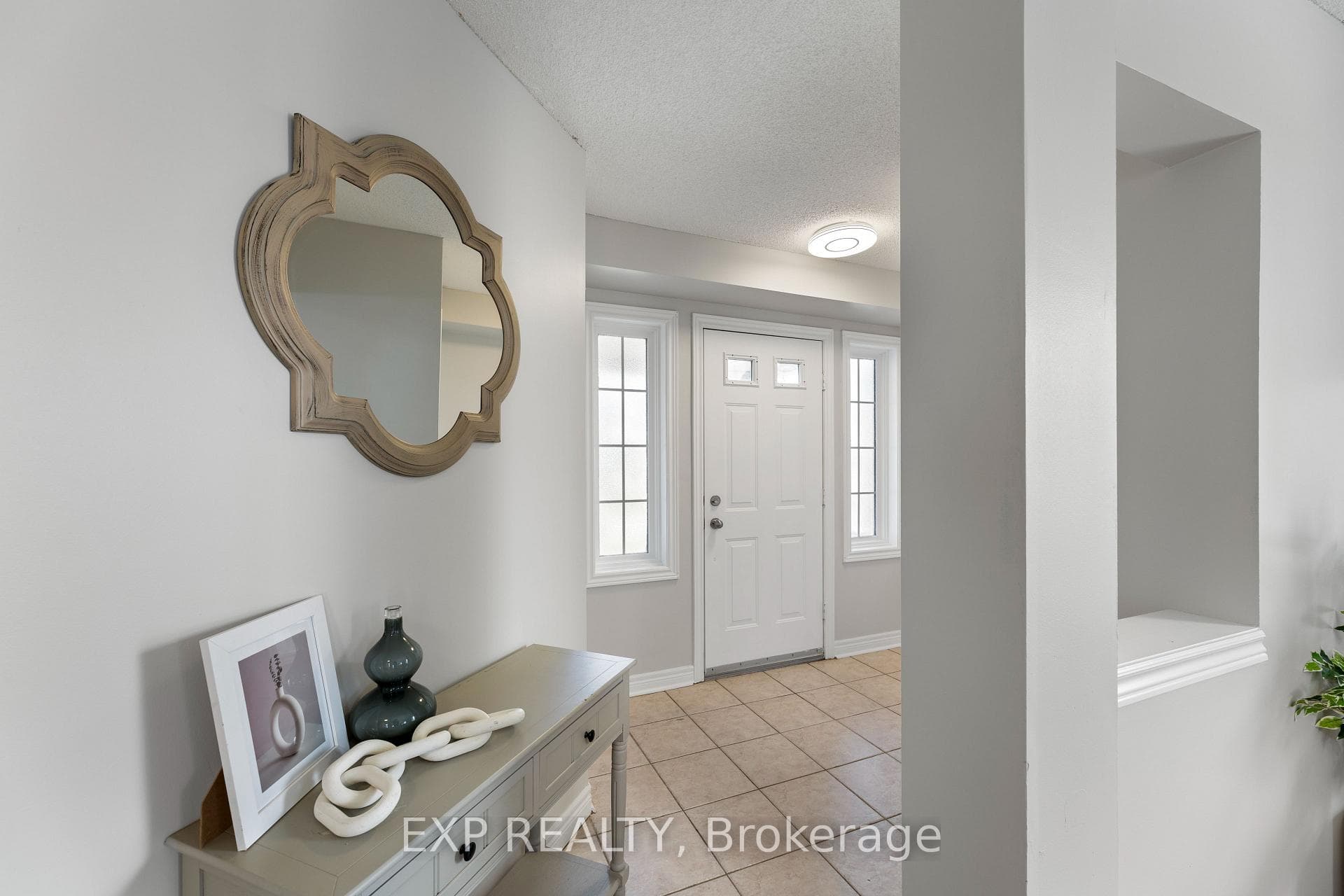 15 Whitewater Street photo 3