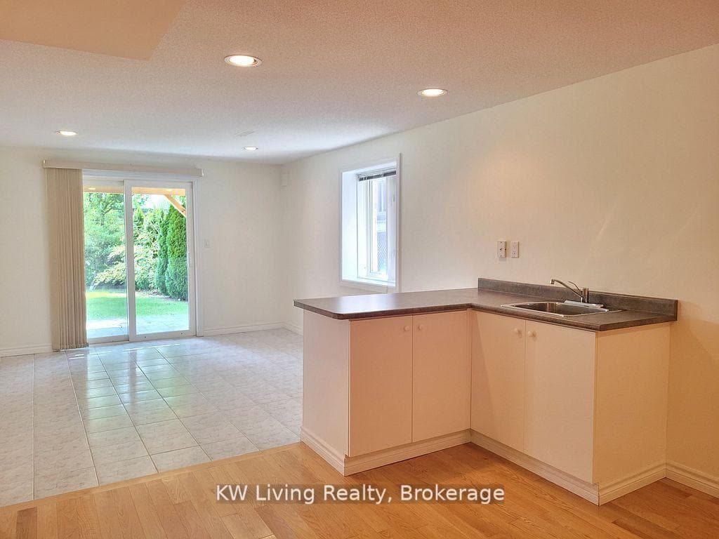 858 Silverthorn Mill Avenue photo 22