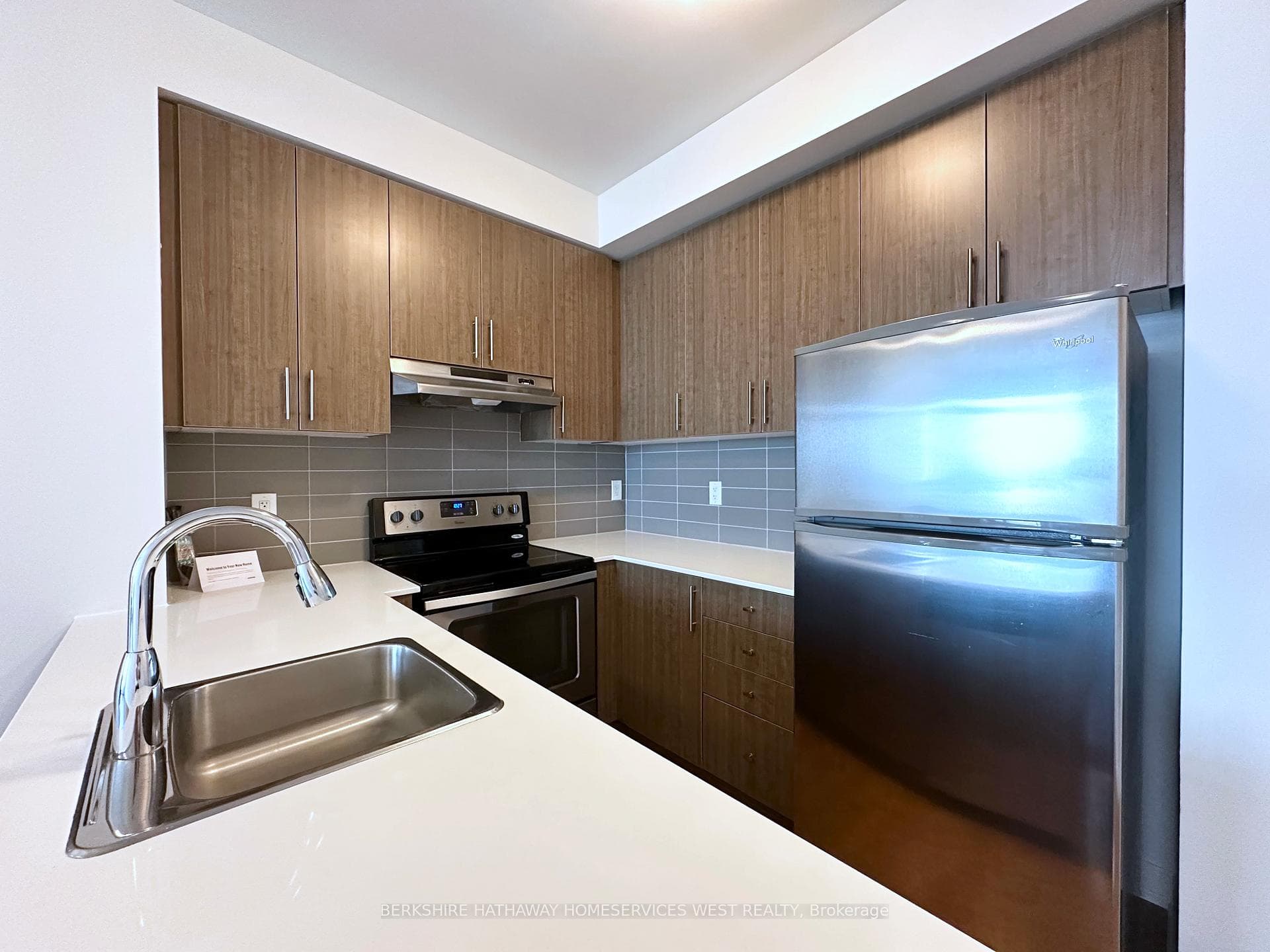 188 Clark Boulevard Unit 2010 photo 4