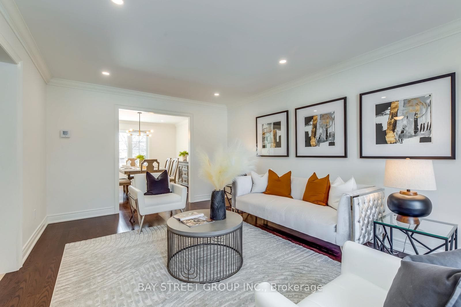 1128 Lansdown Drive photo 4