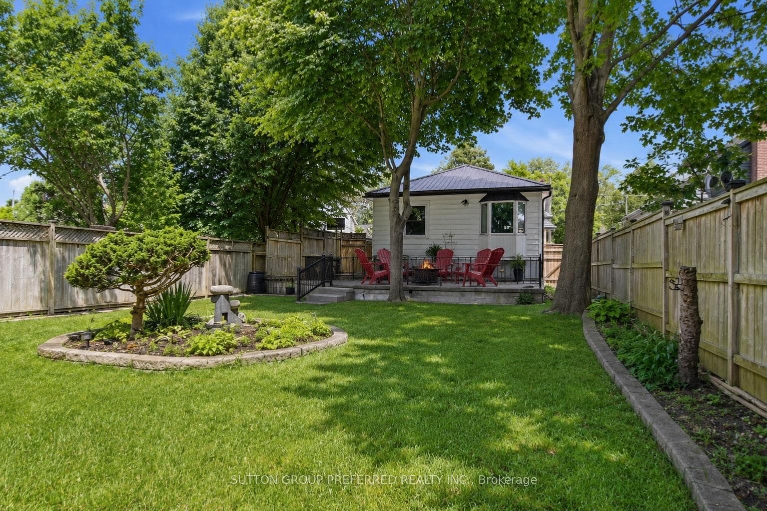 385 Avondale Road photo 24
