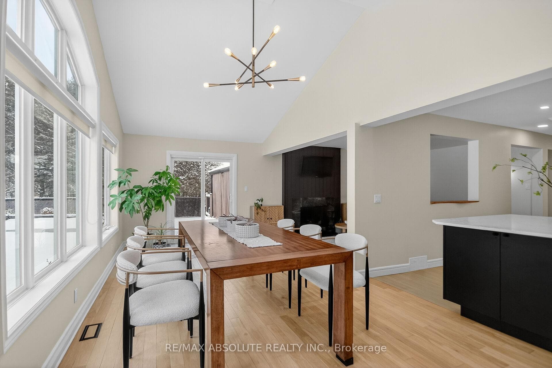 6560 Michelangelo Court photo 19