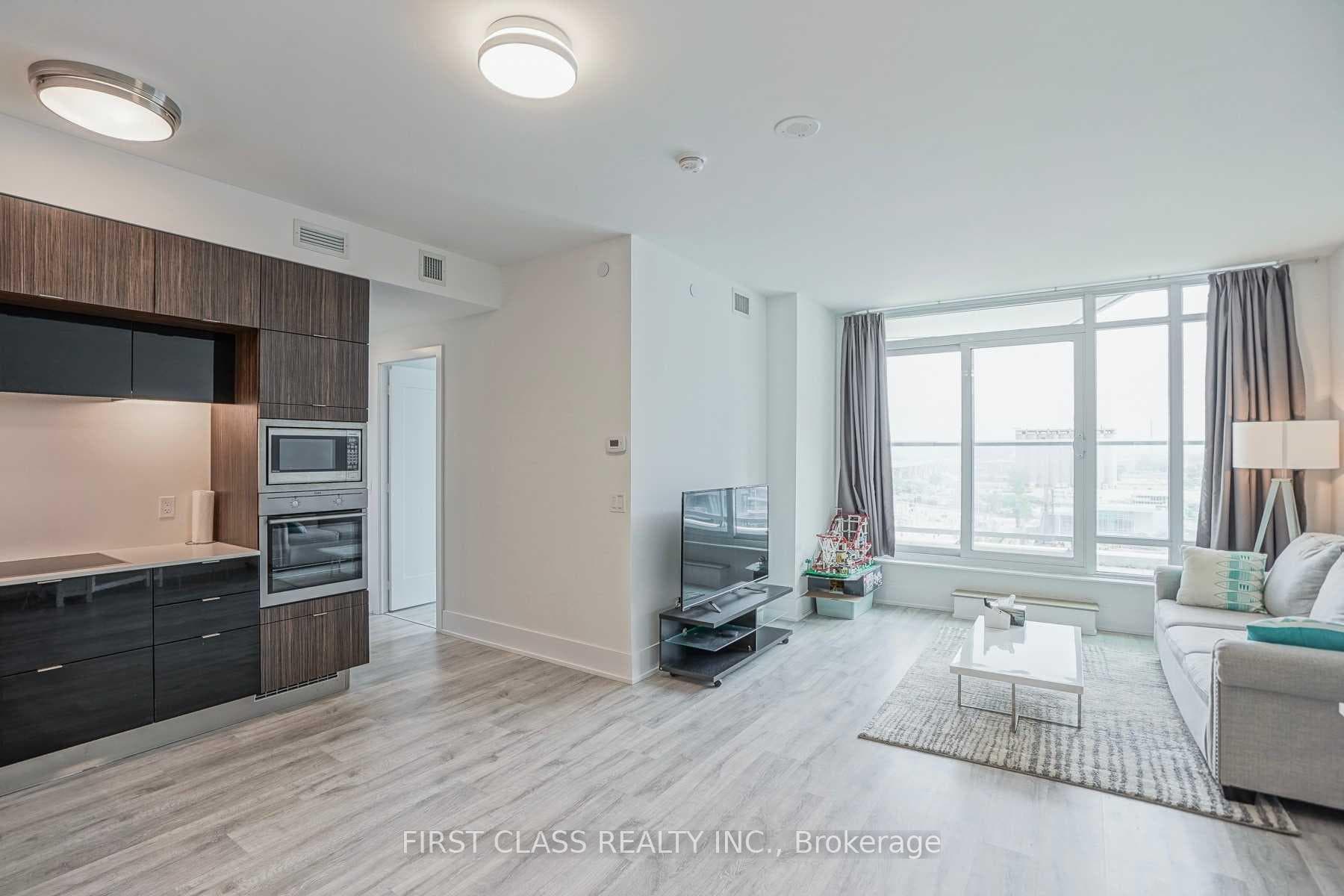 15 Merchants' Wharf Street Unit 701 photo 5
