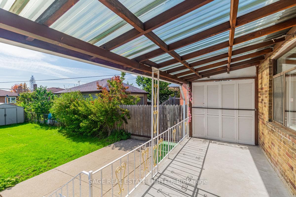 521 Glen Park Avenue photo 23