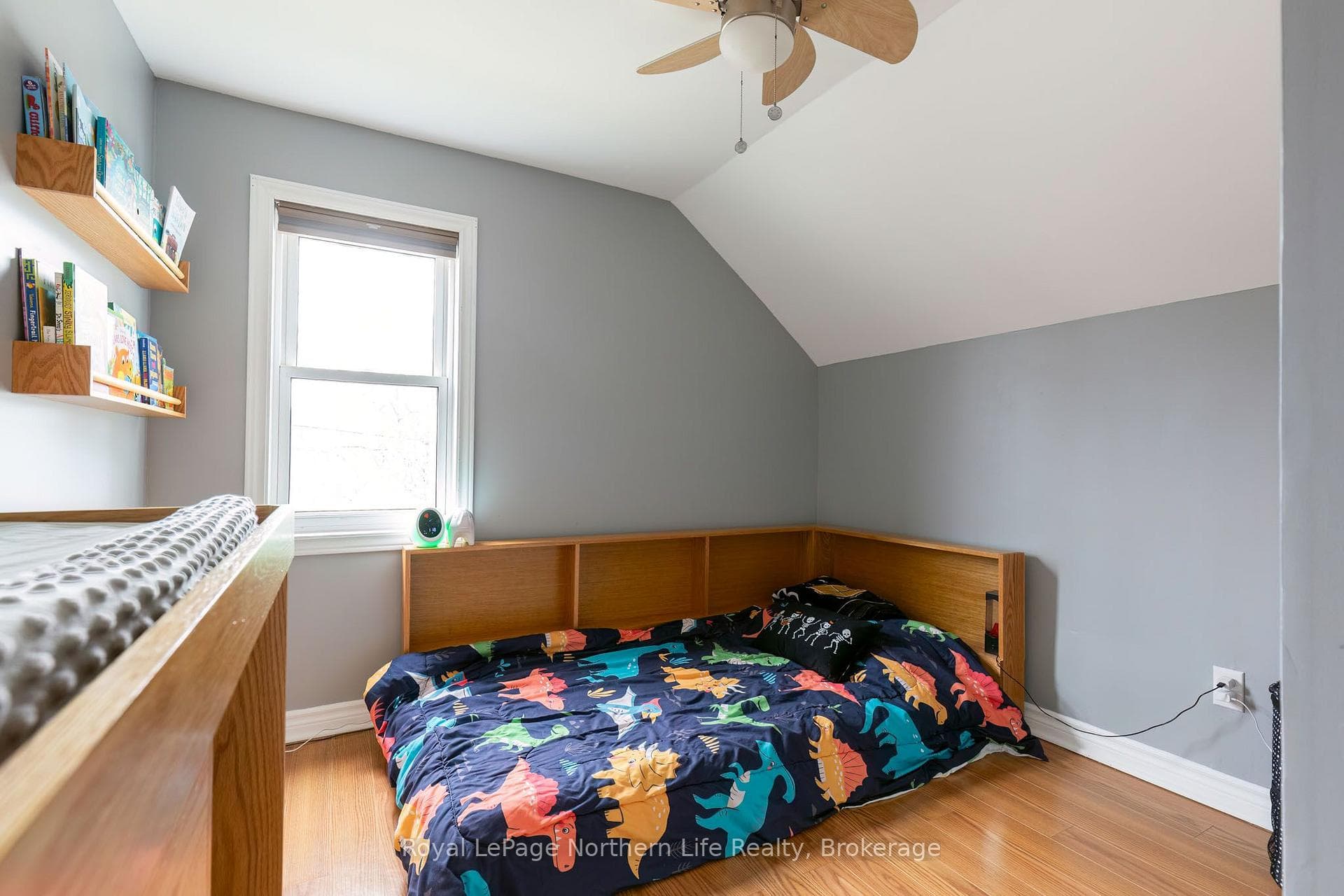 306 Spetz Avenue photo 18