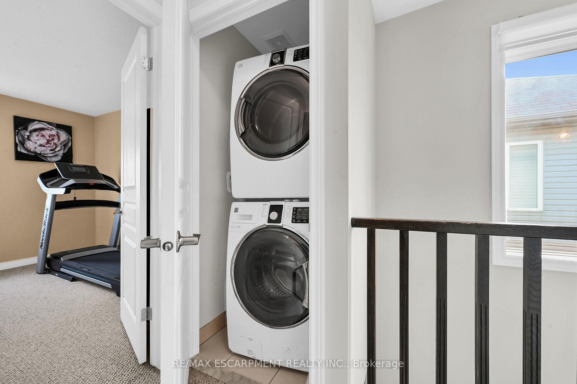 50 Bloom Crescent photo 28