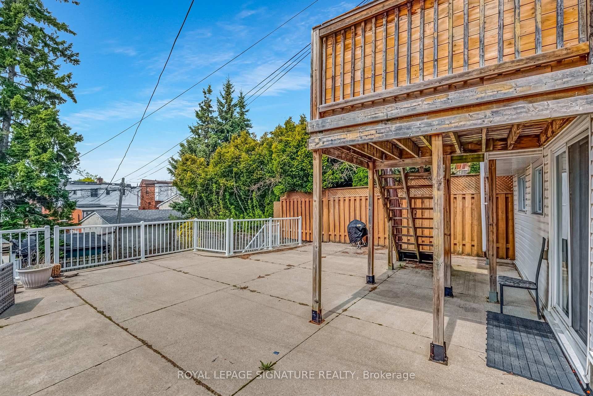 494 Northcliffe Boulevard photo 37