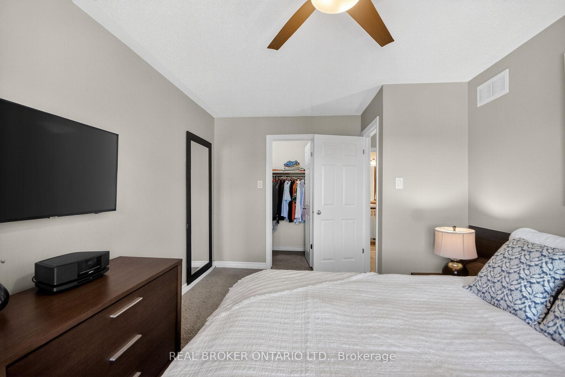 701 B Sue Holloway Drive Unit 33 photo 19