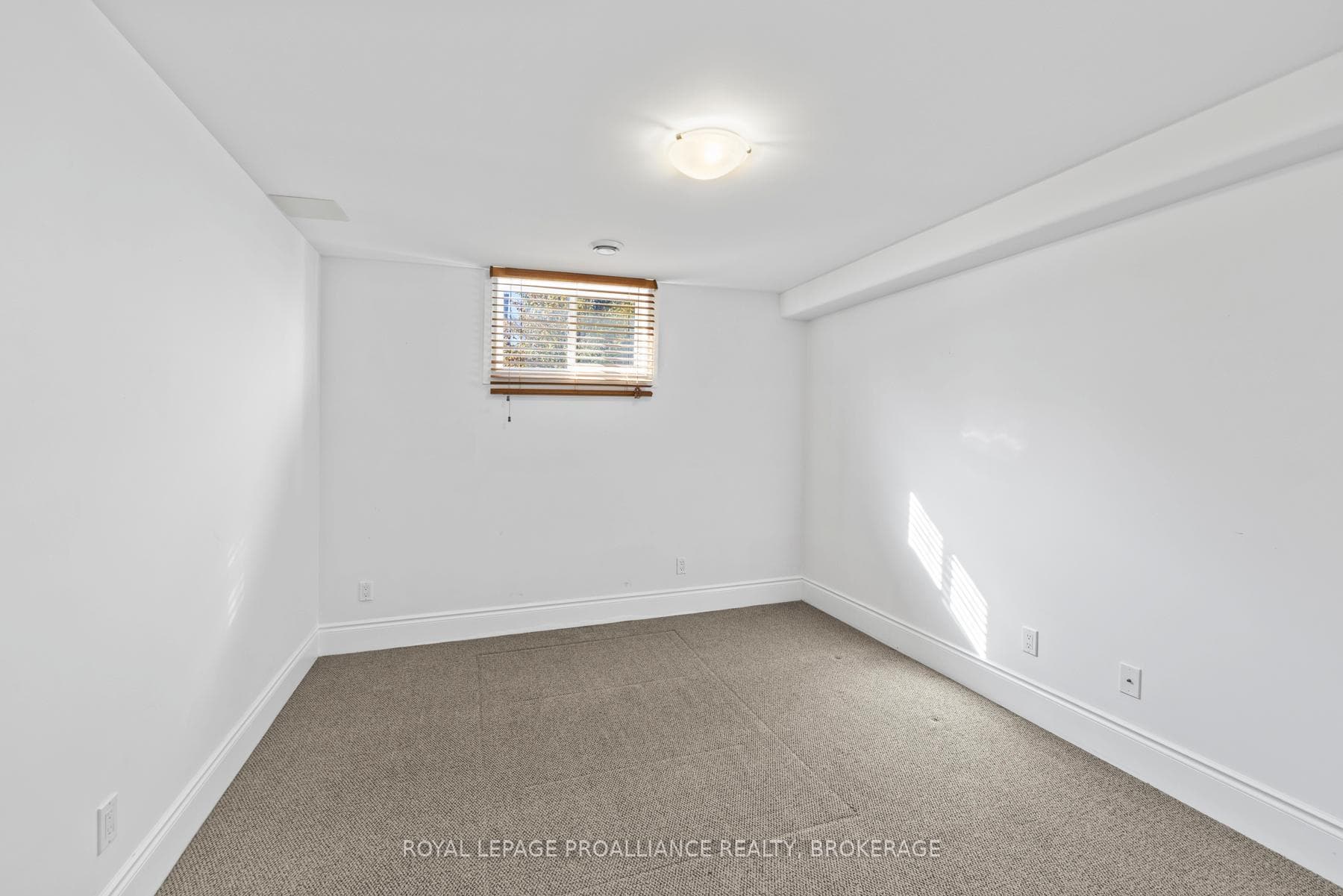 1213 Atkinson Street photo 27